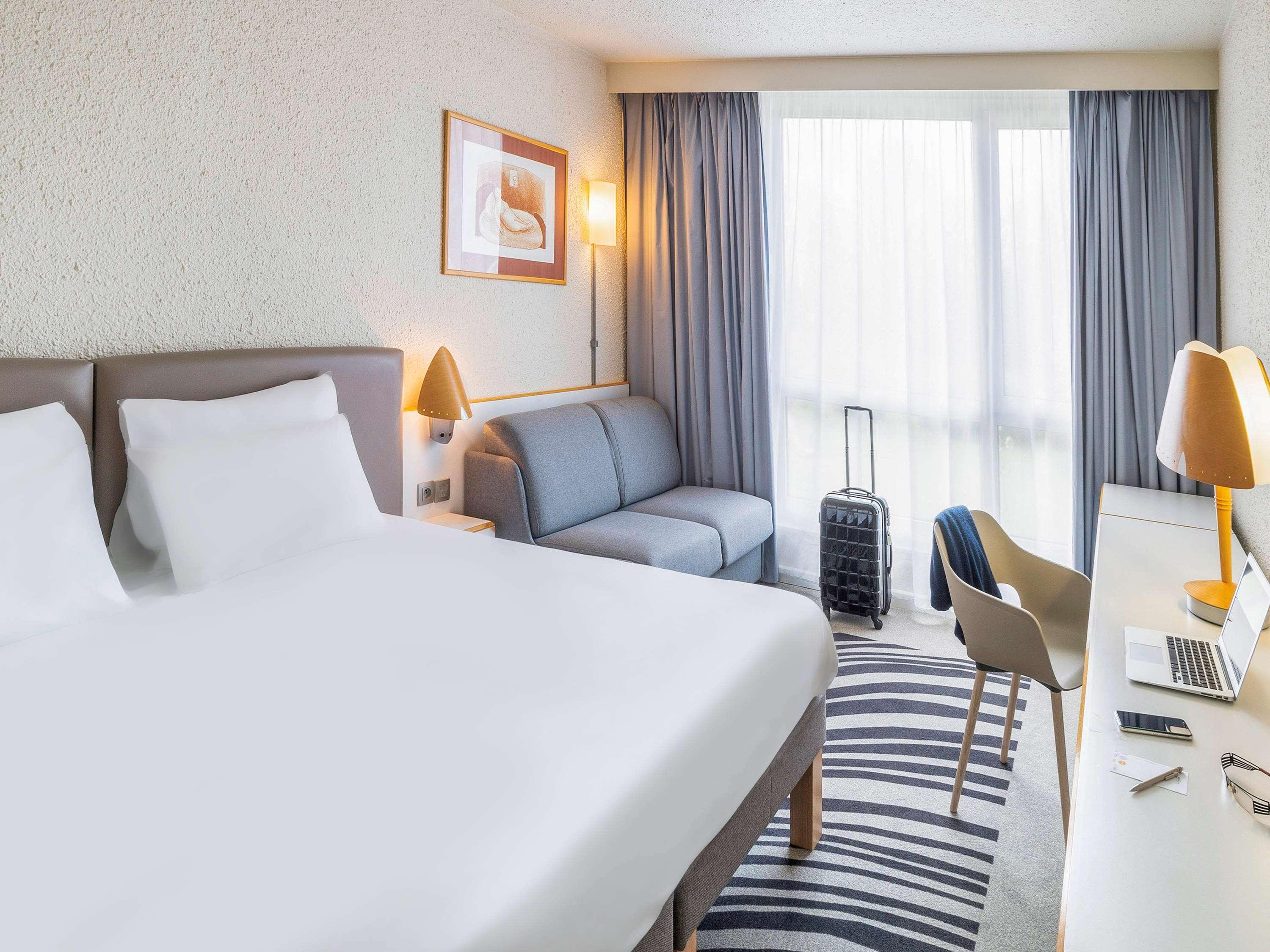 Hotel Novotel Valenciennes Rouvignies Eksteriør billede